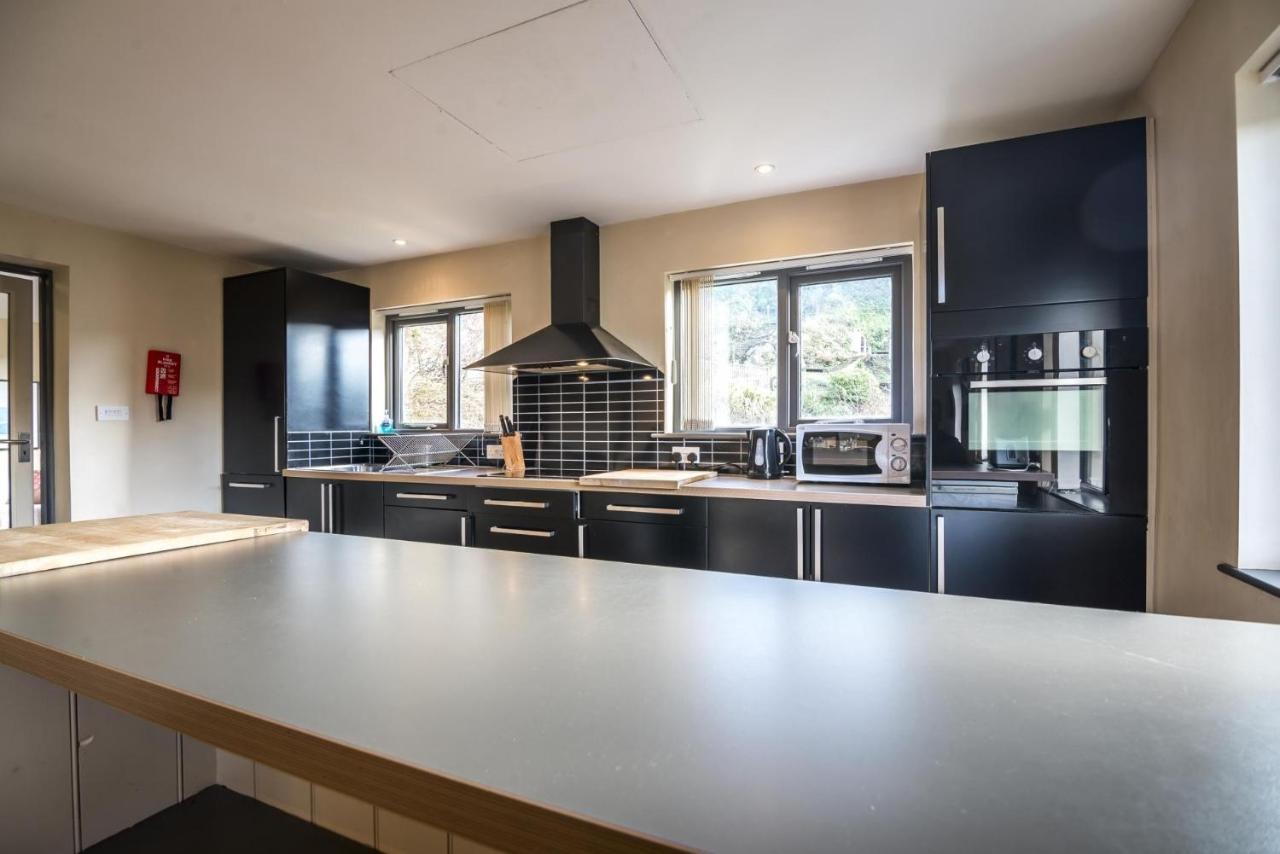 Rock Cottage - 3 Bedroom Holiday Home - Fishguard Exterior photo