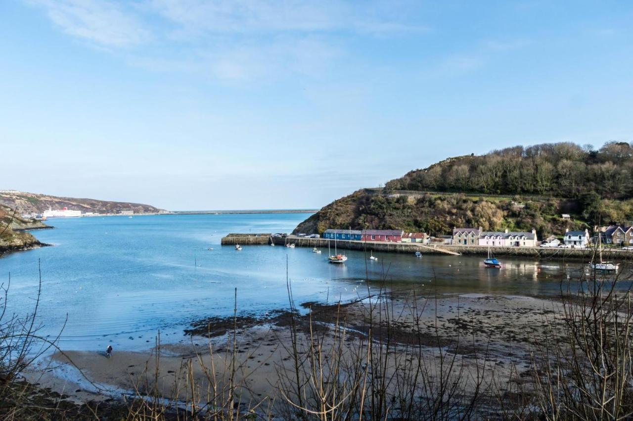 Rock Cottage - 3 Bedroom Holiday Home - Fishguard Exterior photo